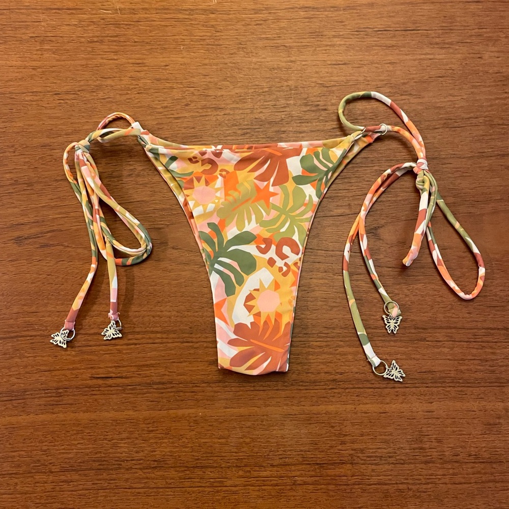 Kulani Kinis Lexi Hidalgo Collab Jungle Dreamer Yellow Bikini Set Top and Bottom - Picture 7 of 8